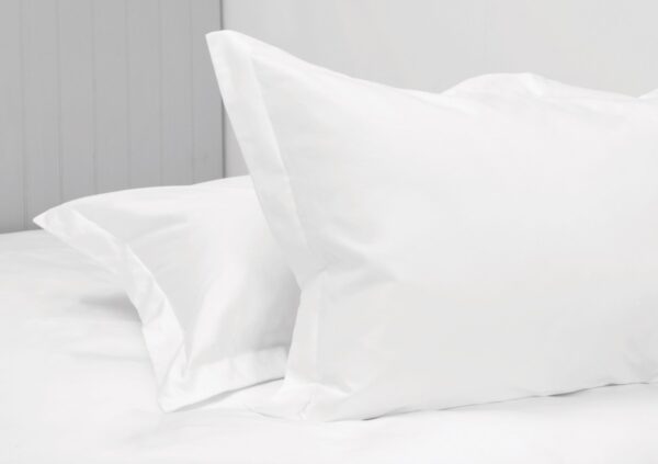 ΜΑΞΙΛΑΡΟΘΗΚΗ  SATEEN 100% COTTON ΜΕ ΡΙΓΑ 1cm OXFORD 220TC