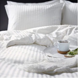 Παπλωματοθήκη  cotton 100%   sateen  ρίγα 1 εκ 220TC